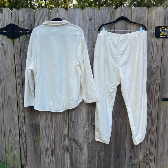 PINK Polar Fleece Jogger Creamer Pajama Set size XXL NWT - Picture 16 of 16